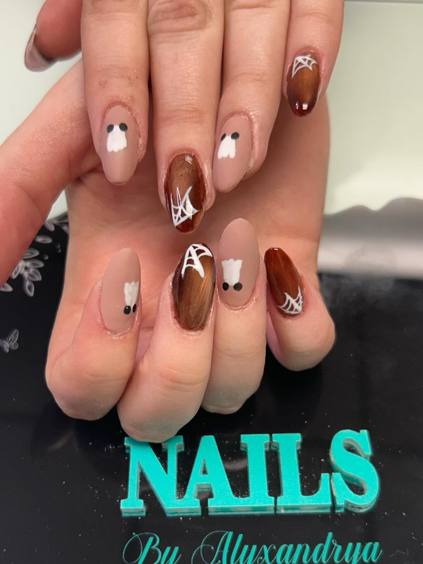 Alyxandrya Nail Haven project photo