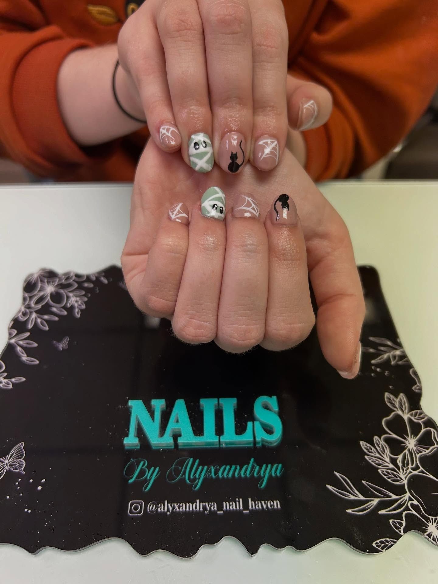 Alyxandrya Nail Haven project photo