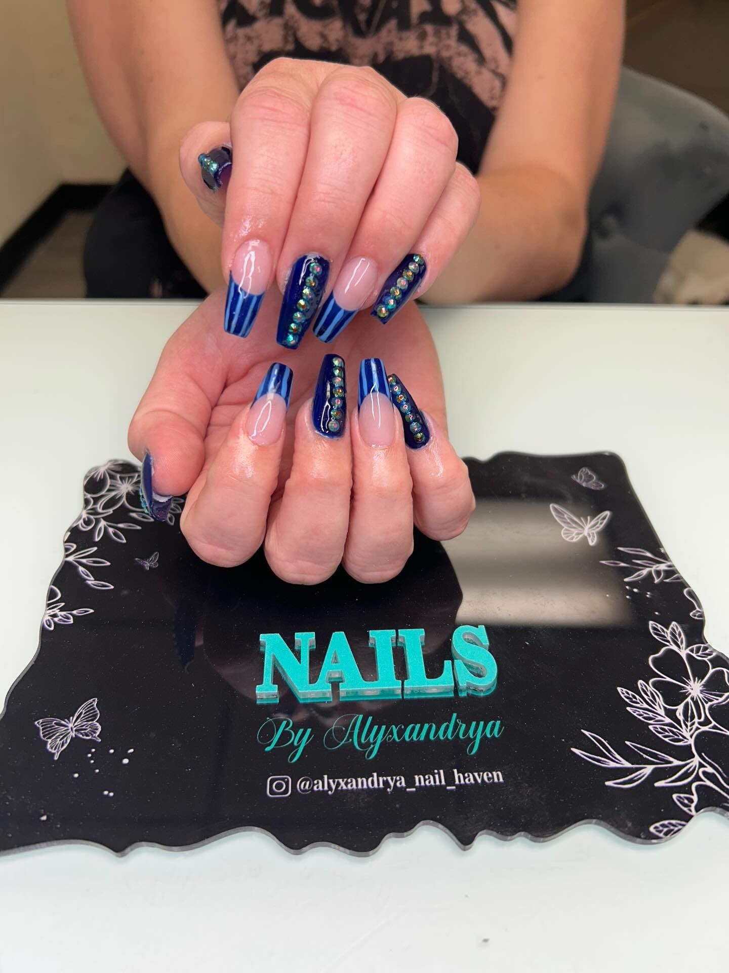 Alyxandrya Nail Haven project photo