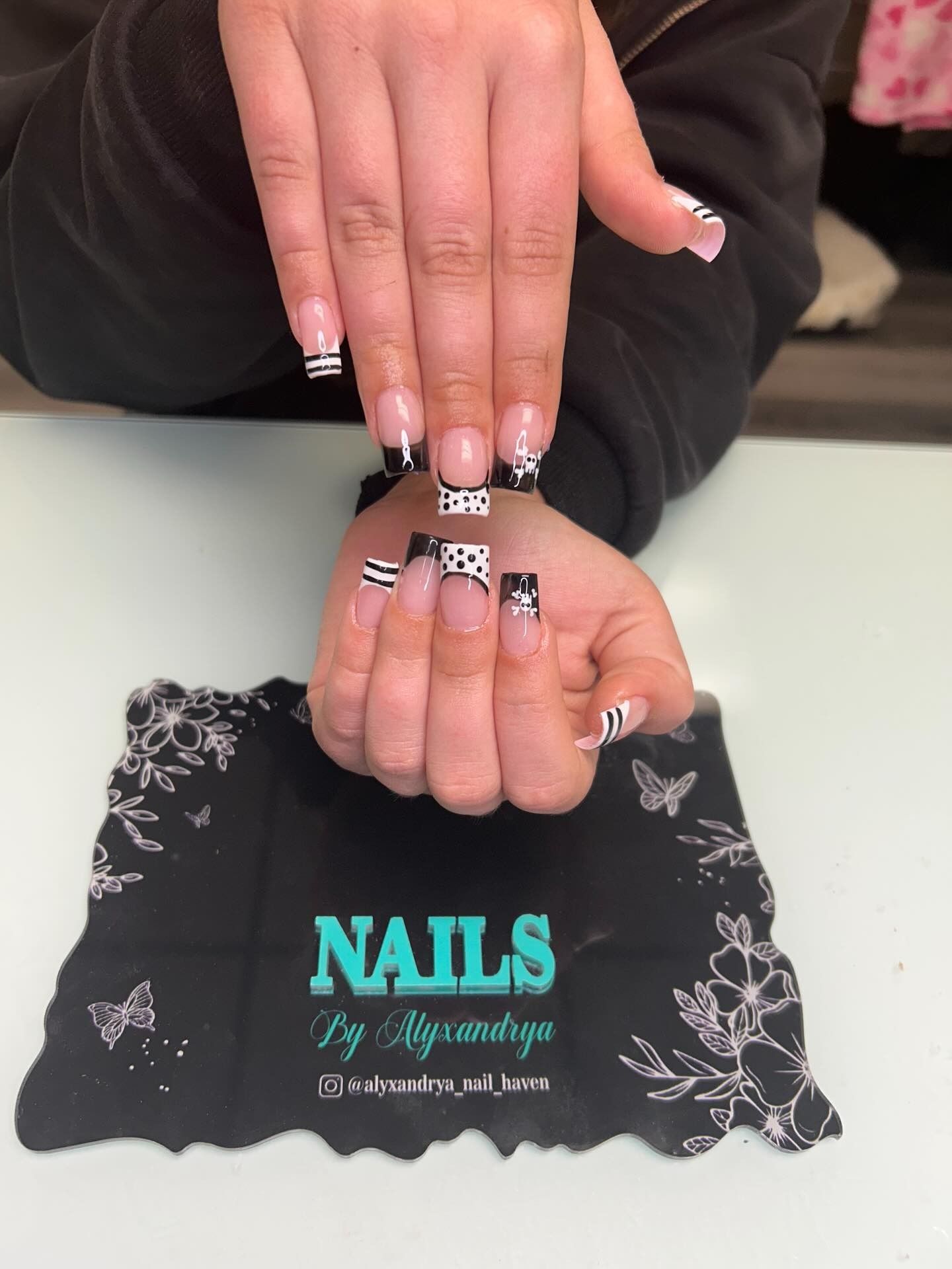 Alyxandrya Nail Haven project photo